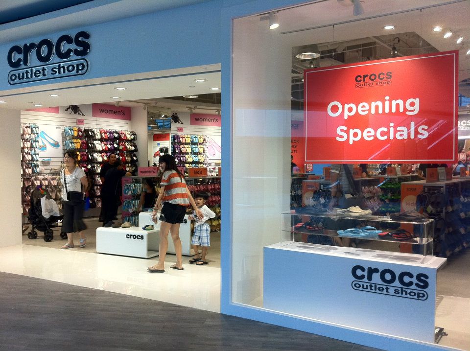 crocs store heartland